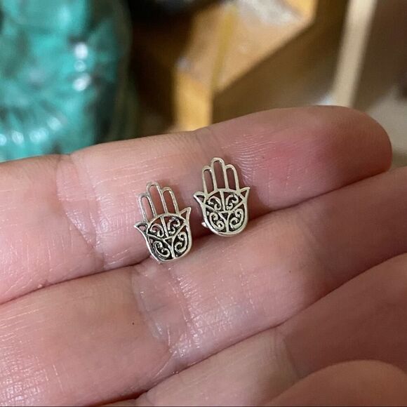 Hamza Sterling Silver Stud Earrings - Picture 1 of 4
